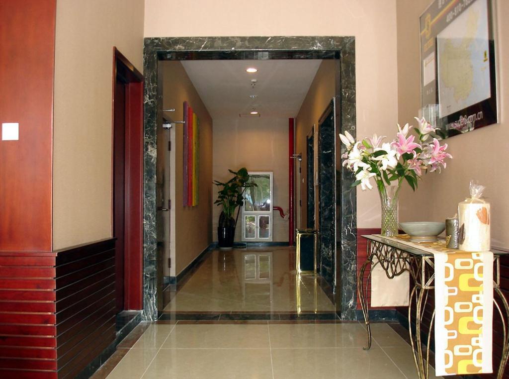 Super 8 Beijing Yizhuang Tianbao Hotel Exterior foto